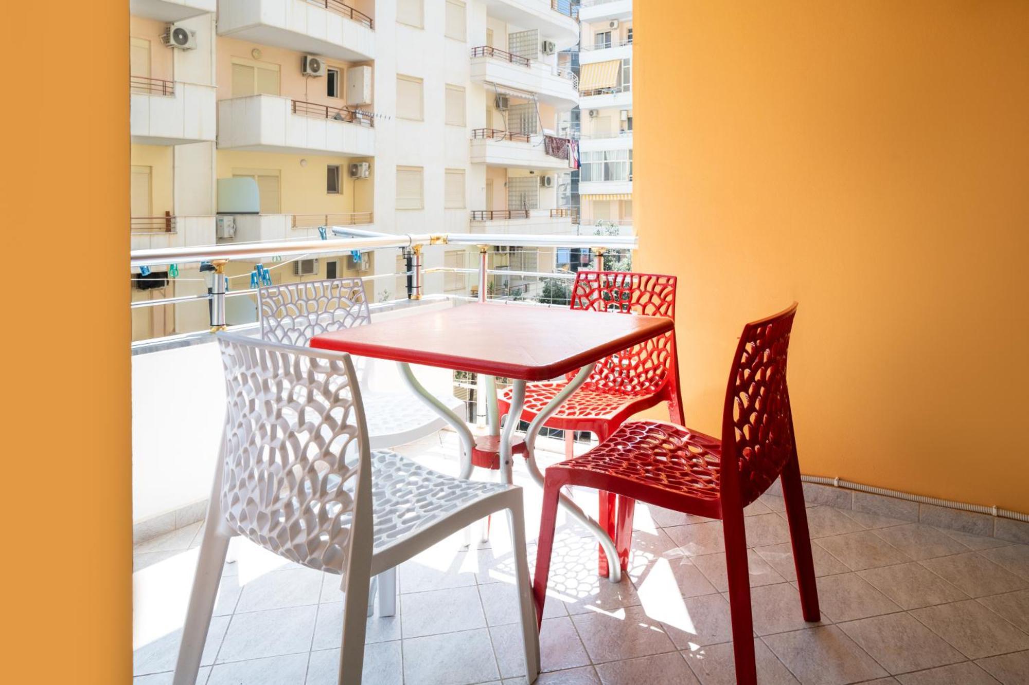 Beachside With Sea View Appartement Vlorë