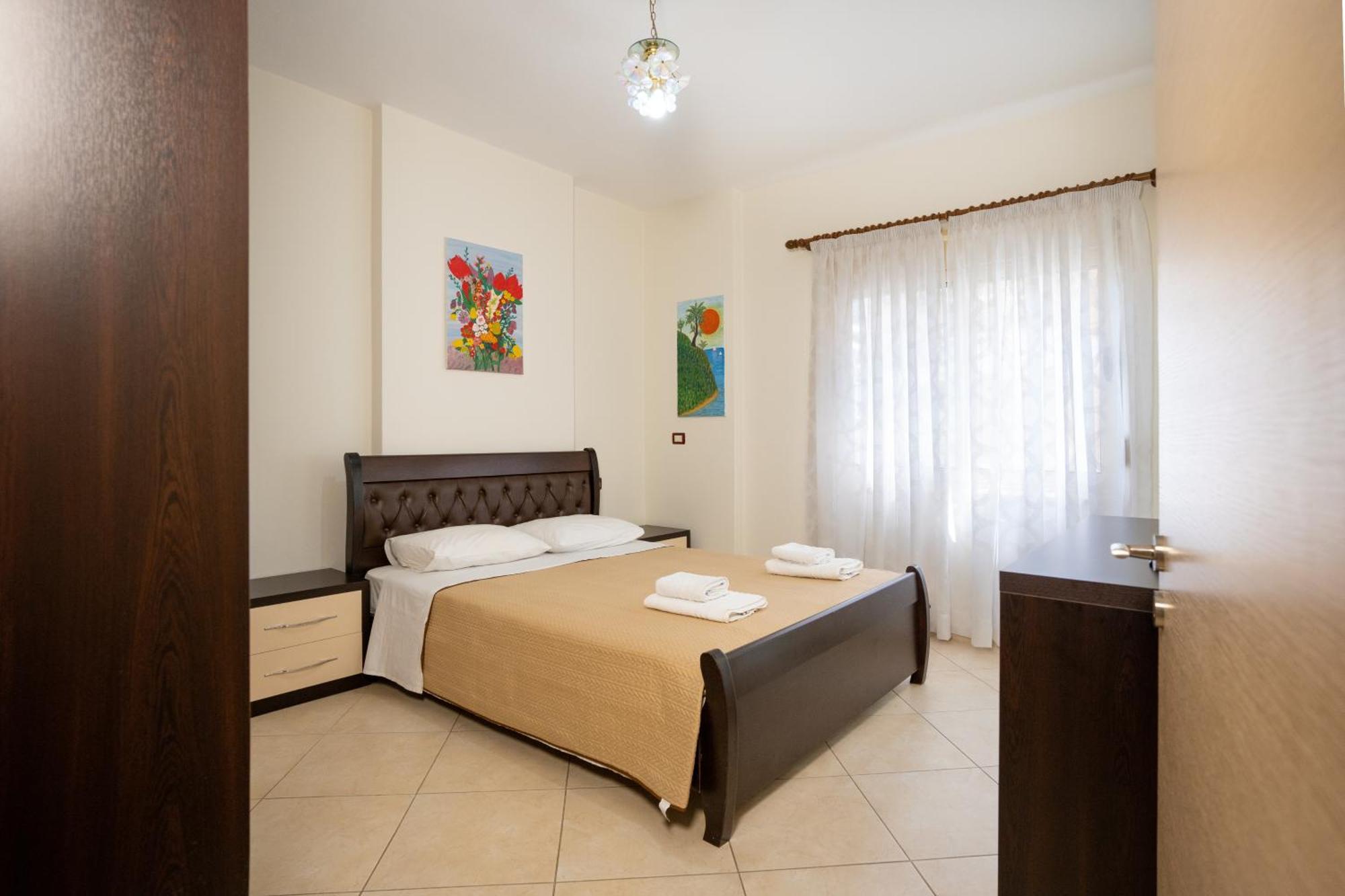 Beachside With Sea View * Vlorë